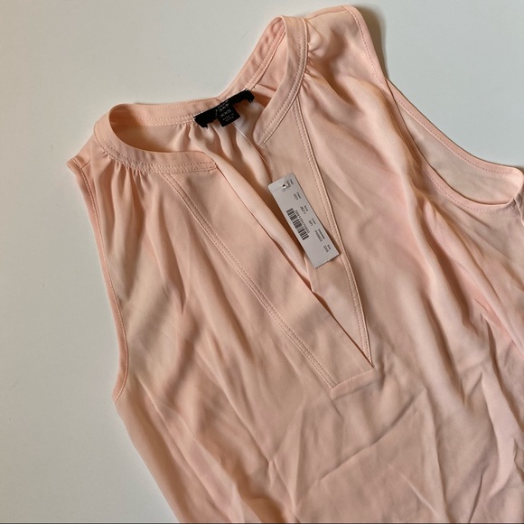 J. Crew Sleeveless Open V-Neck Top - Picture 2 of 4